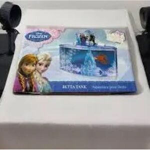Disney Frozen Betta Tank Aquarium | Elsa, Anna, Olaf, Kristoff & Sven Theme